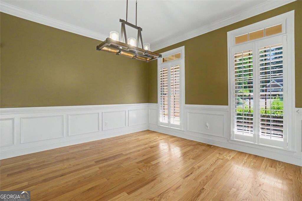 211 Cedar Woods Way Property Photo 9
