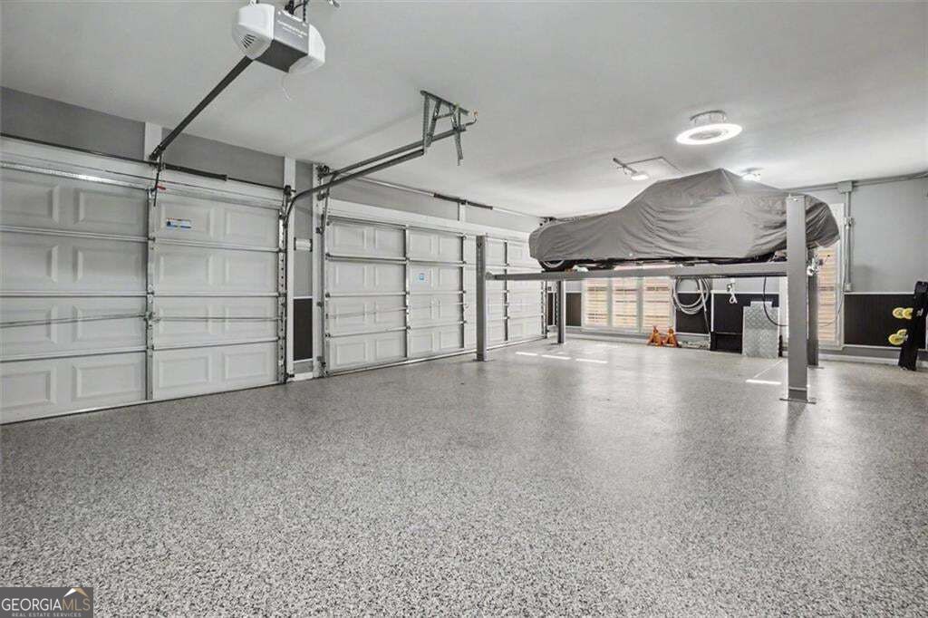 211 Cedar Woods Way Property Photo 18