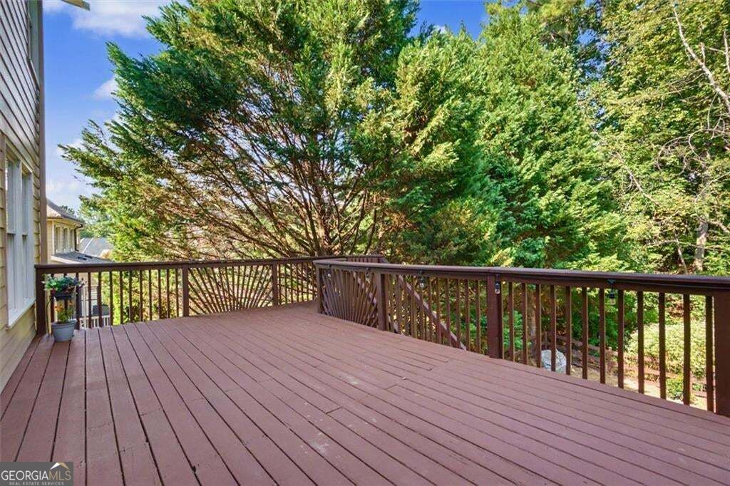 211 Cedar Woods Way Property Photo 22