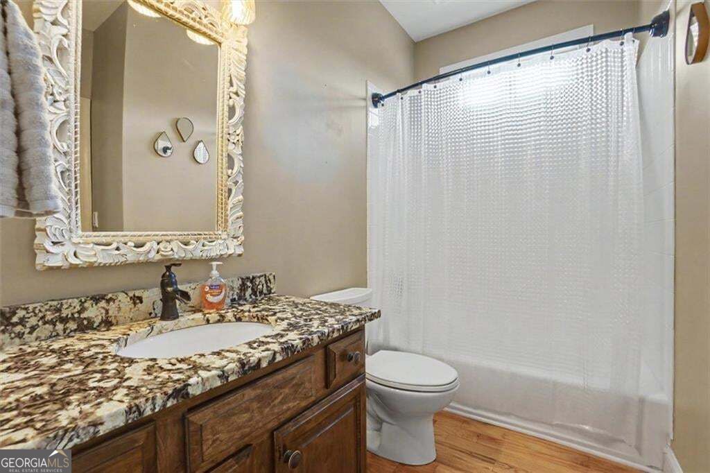 211 Cedar Woods Way Property Photo 28