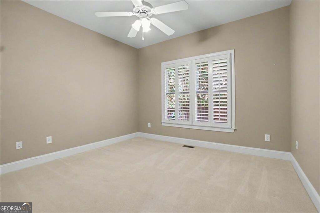 211 Cedar Woods Way Property Photo 29