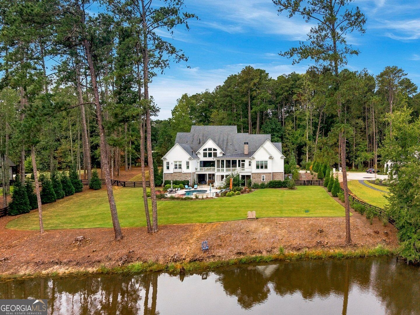 1570 Redd Road Property Photo 2
