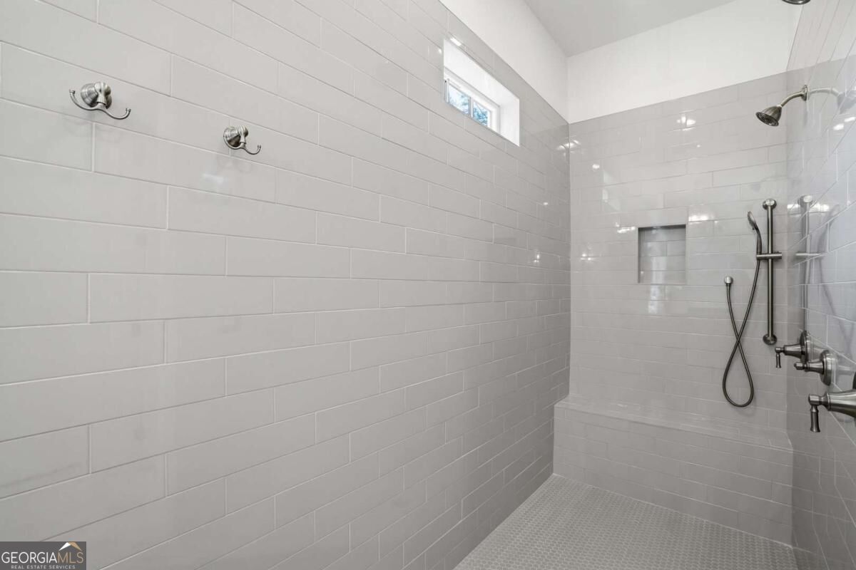 1570 Redd Road Property Photo 31