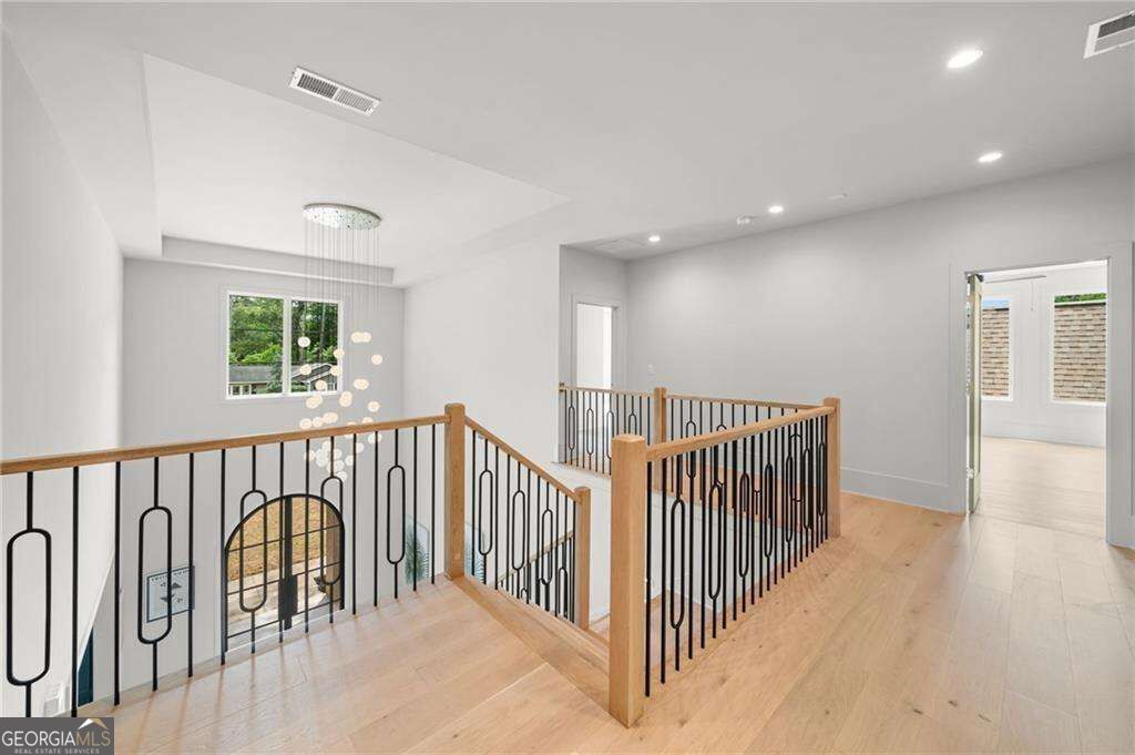 175 Pebble Trail Property Photo 31