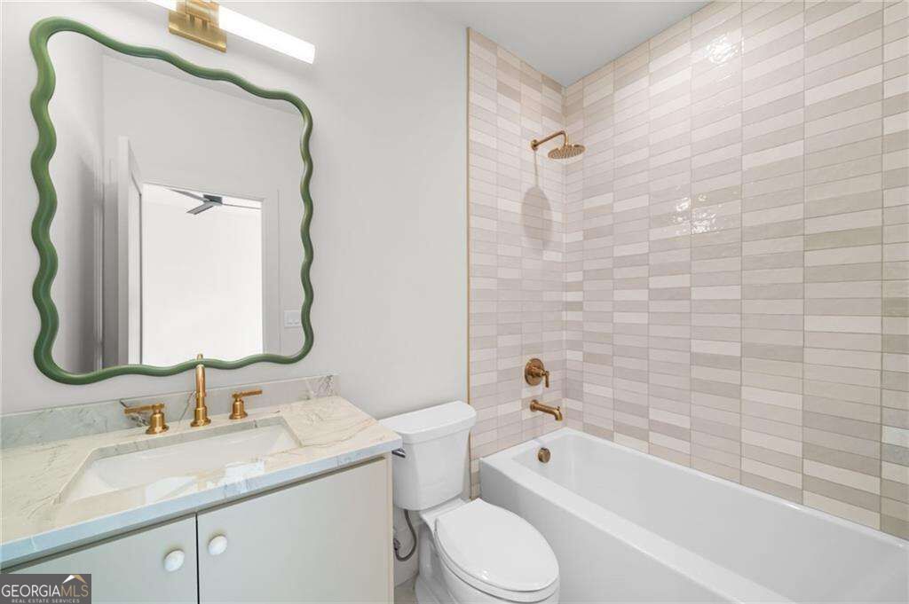 175 Pebble Trail Property Photo 44