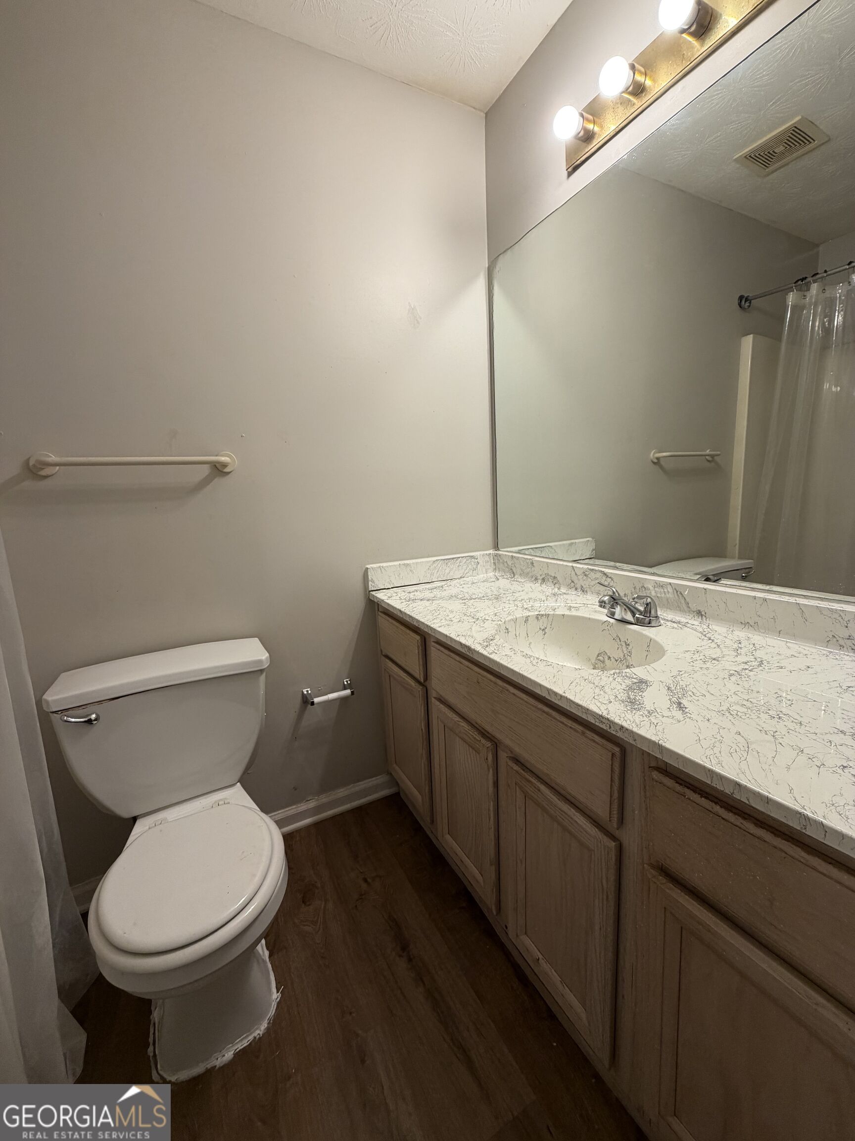 1744 Se Bob White Lane Property Photo 8