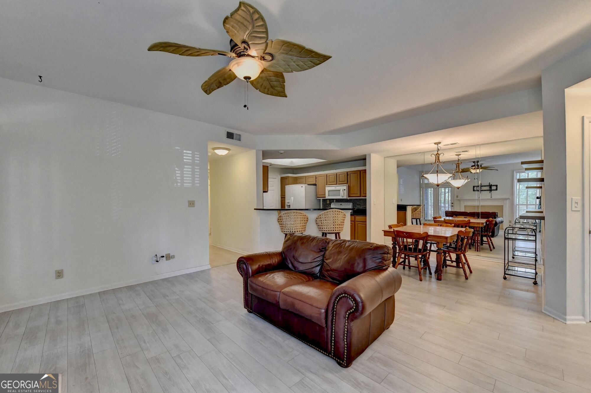 1303 Mcgill Park Avenue Ne Property Photo 8