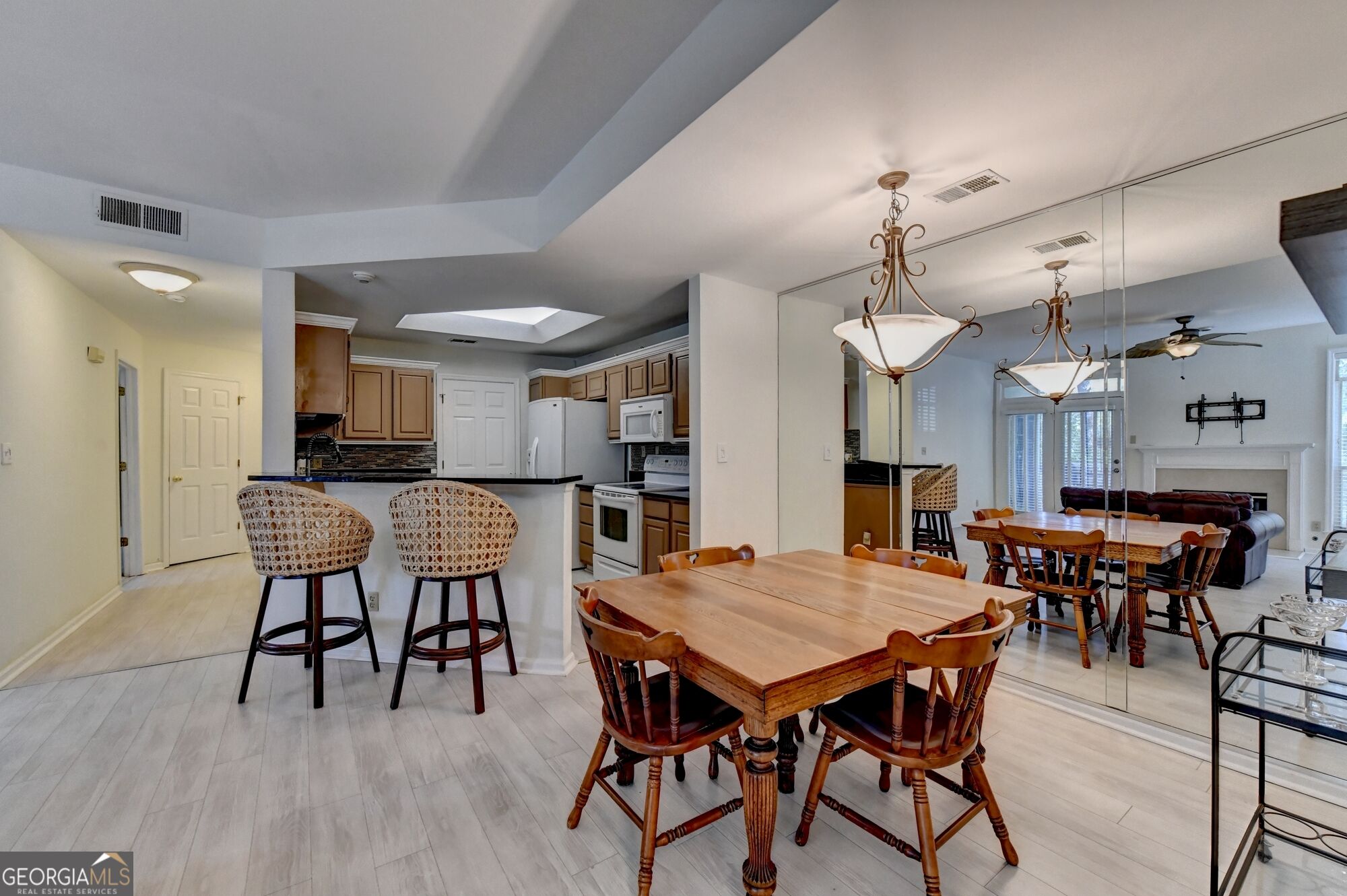 1303 Mcgill Park Avenue Ne Property Photo 11