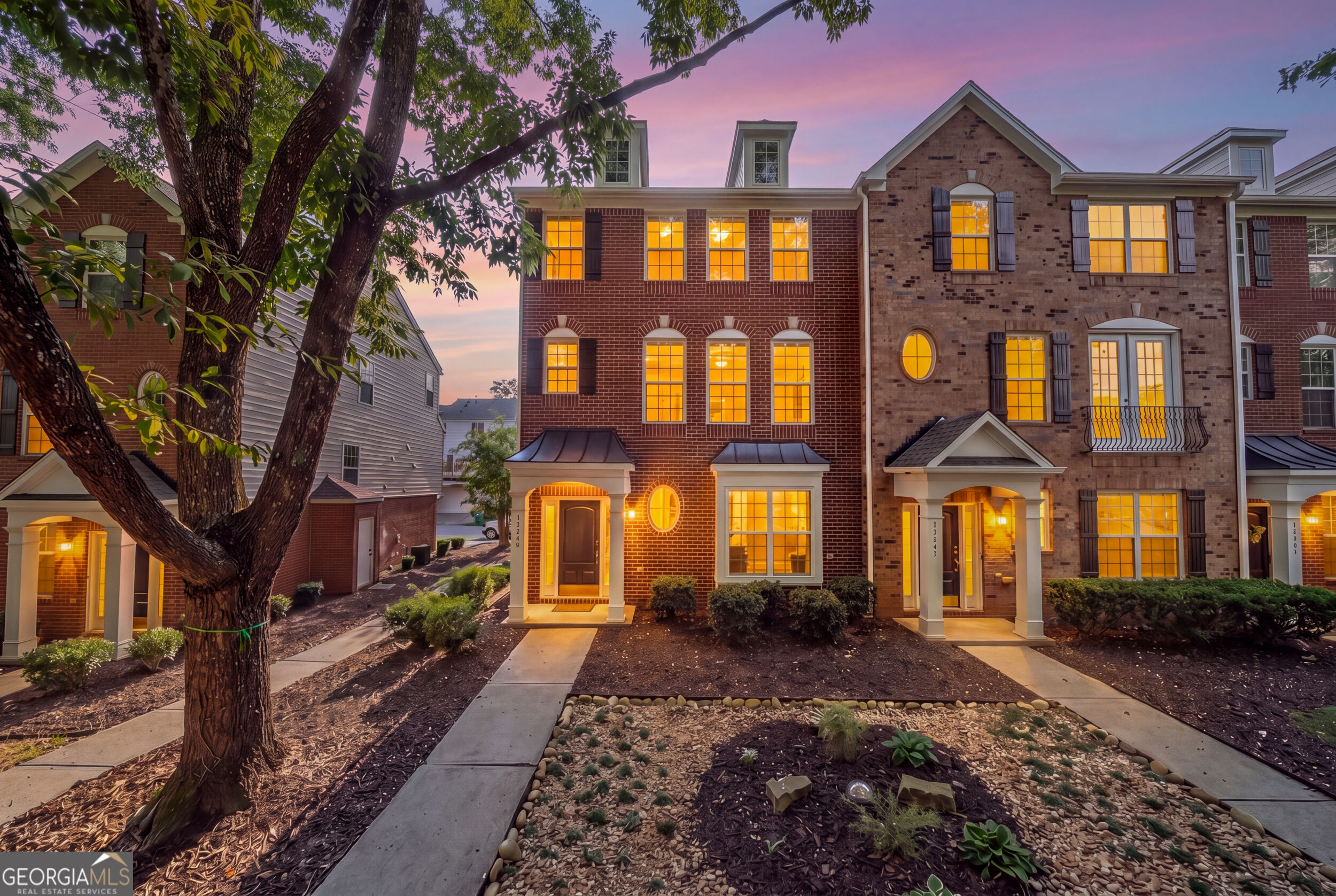 11261 Musette Circle Property Photo 1