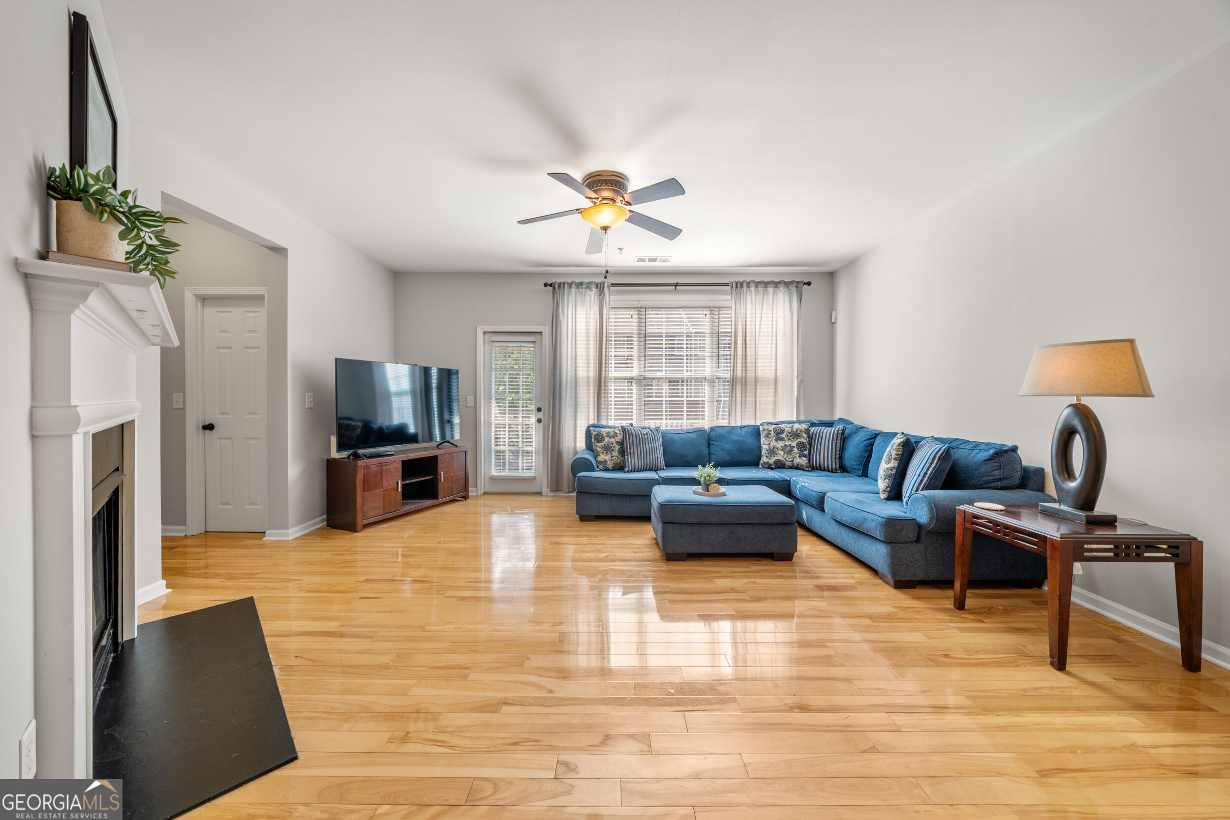 11261 Musette Circle Property Photo 3