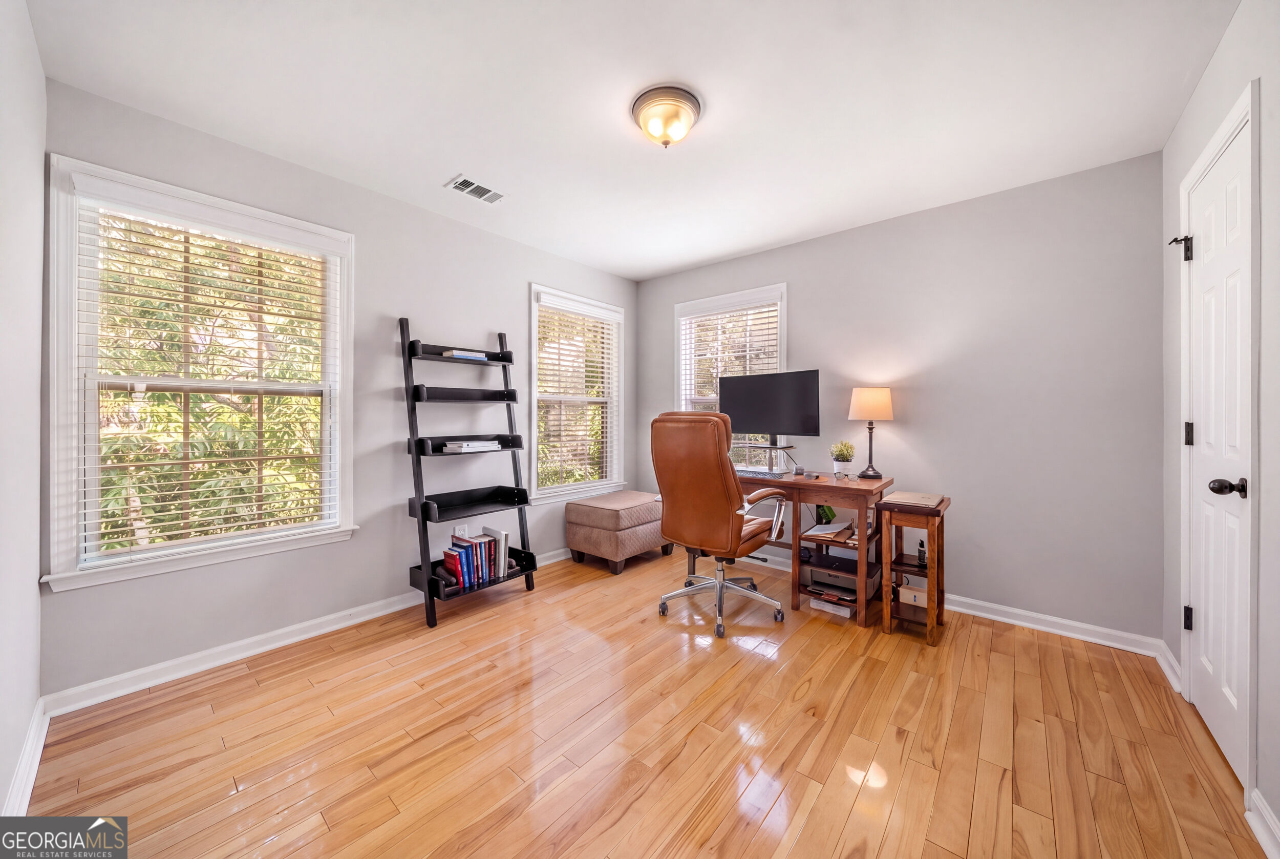 11261 Musette Circle Property Photo 17