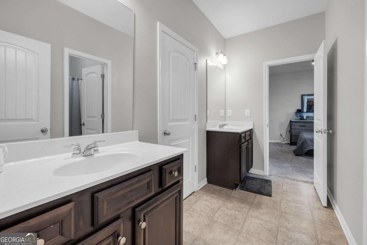 520 Coventry Way Property Photo 29
