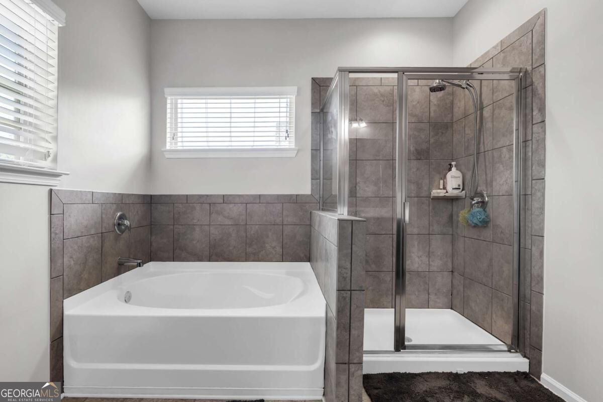 520 Coventry Way Property Photo 38