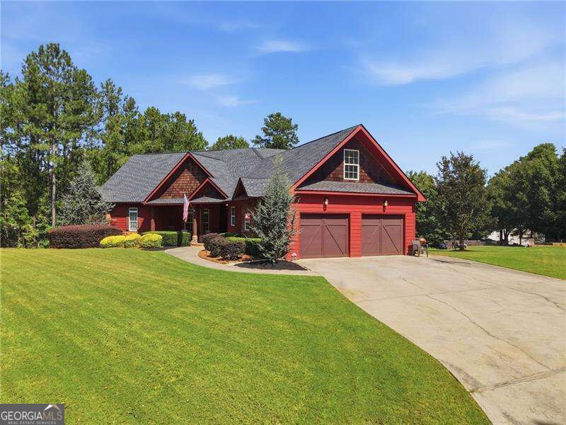 571 Mulberry Road Property Photo 3