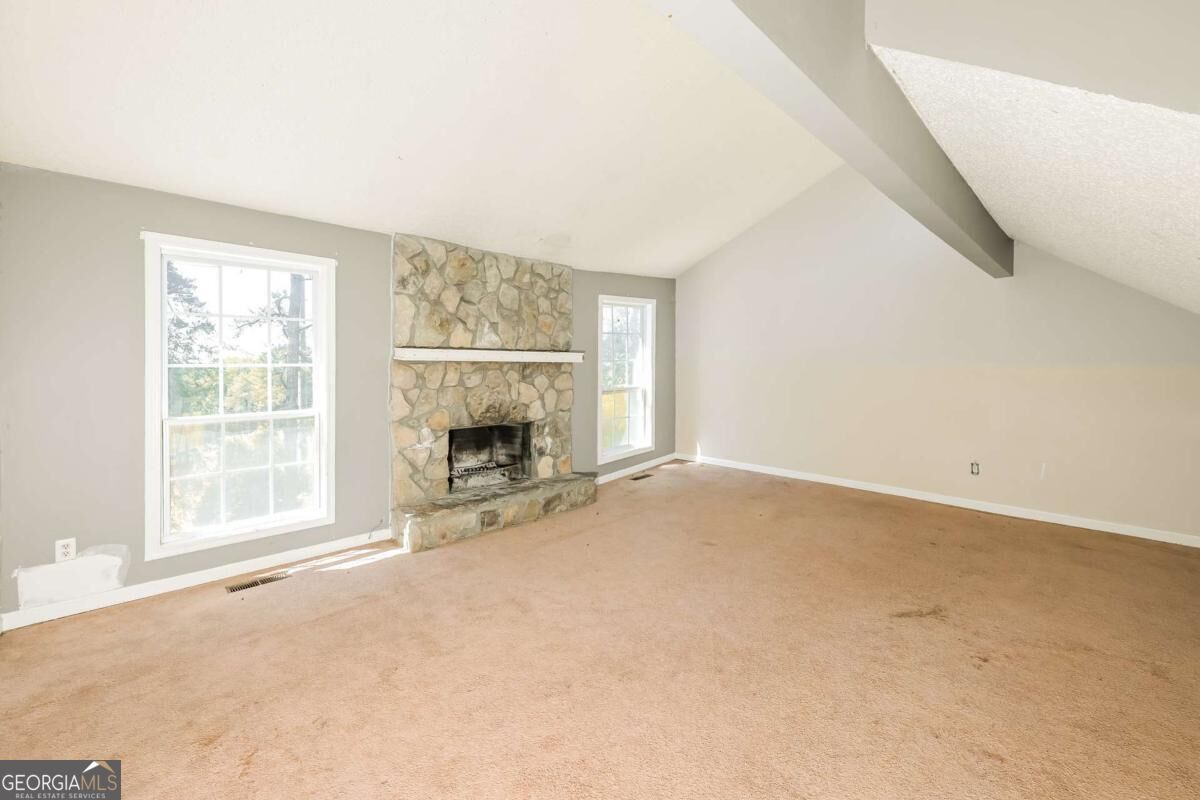 2325 E Hill Way Property Photo 7