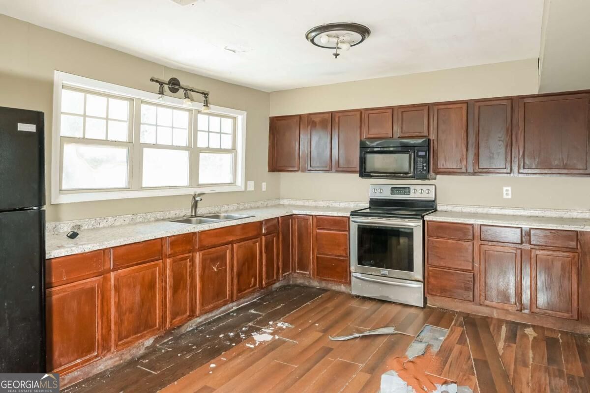 2325 E Hill Way Property Photo 11