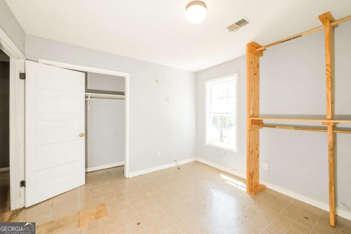 2325 E Hill Way Property Photo 19