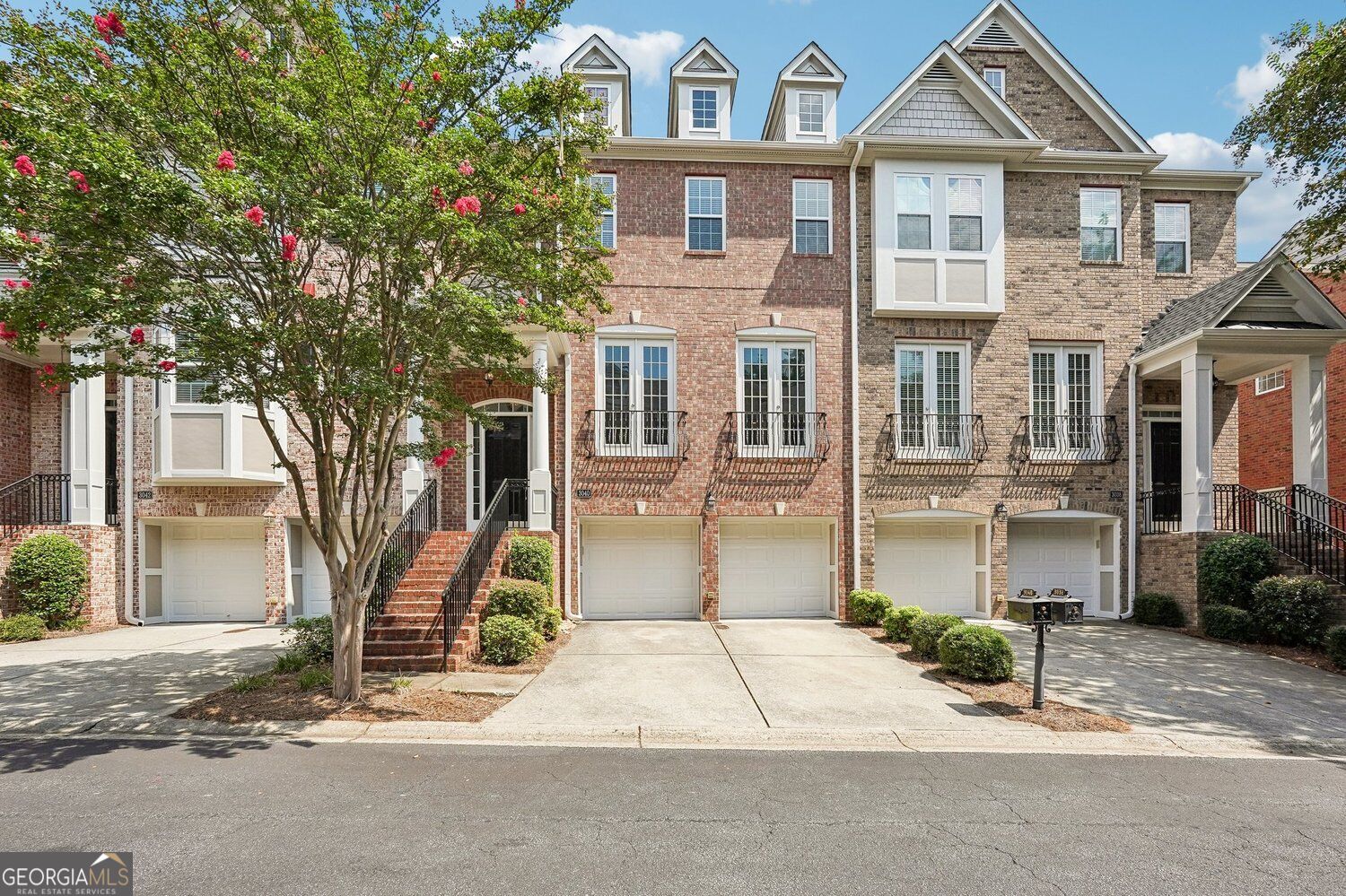 3040 Woodwalk Drive Se Unit 14 Property Photo 1