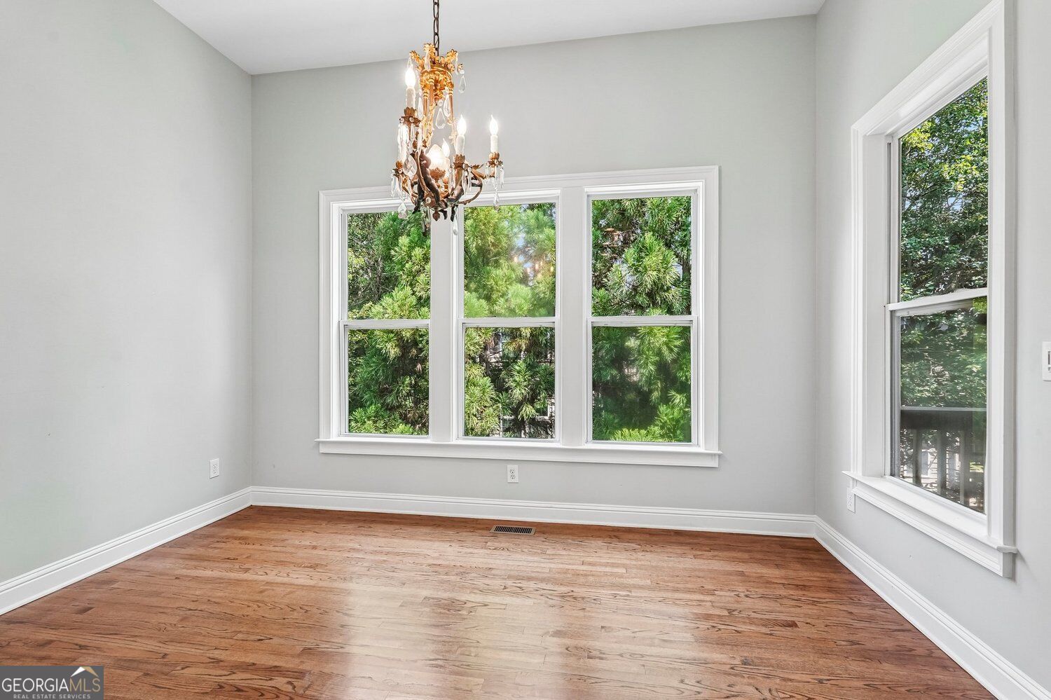 3040 Woodwalk Drive Se Unit 14 Property Photo 10