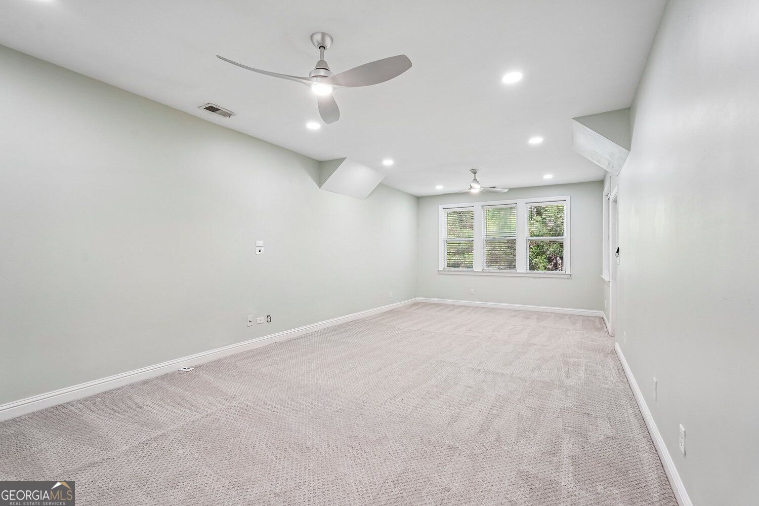3040 Woodwalk Drive Se Unit 14 Property Photo 31