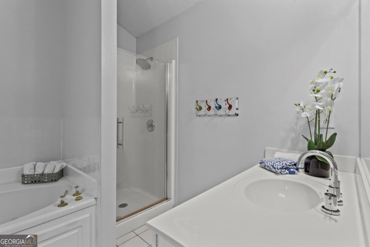 402 Township Lane Property Photo 11