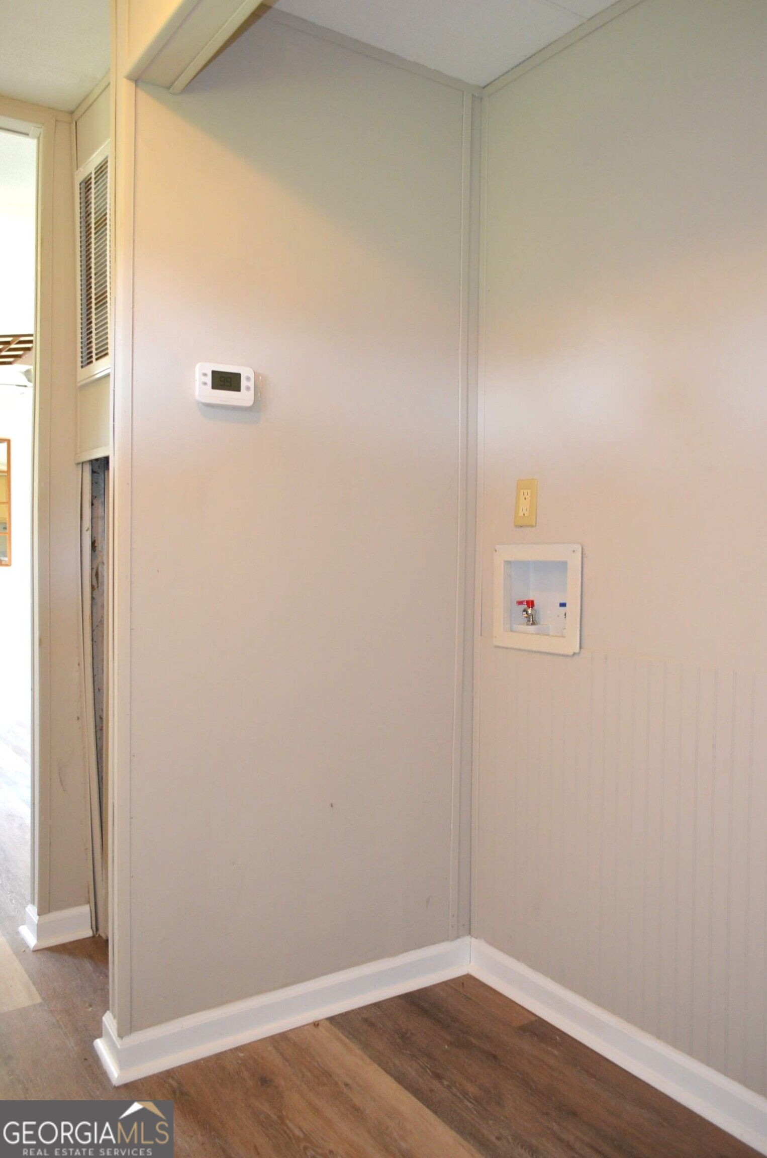1805 Jordan Road Property Photo 9