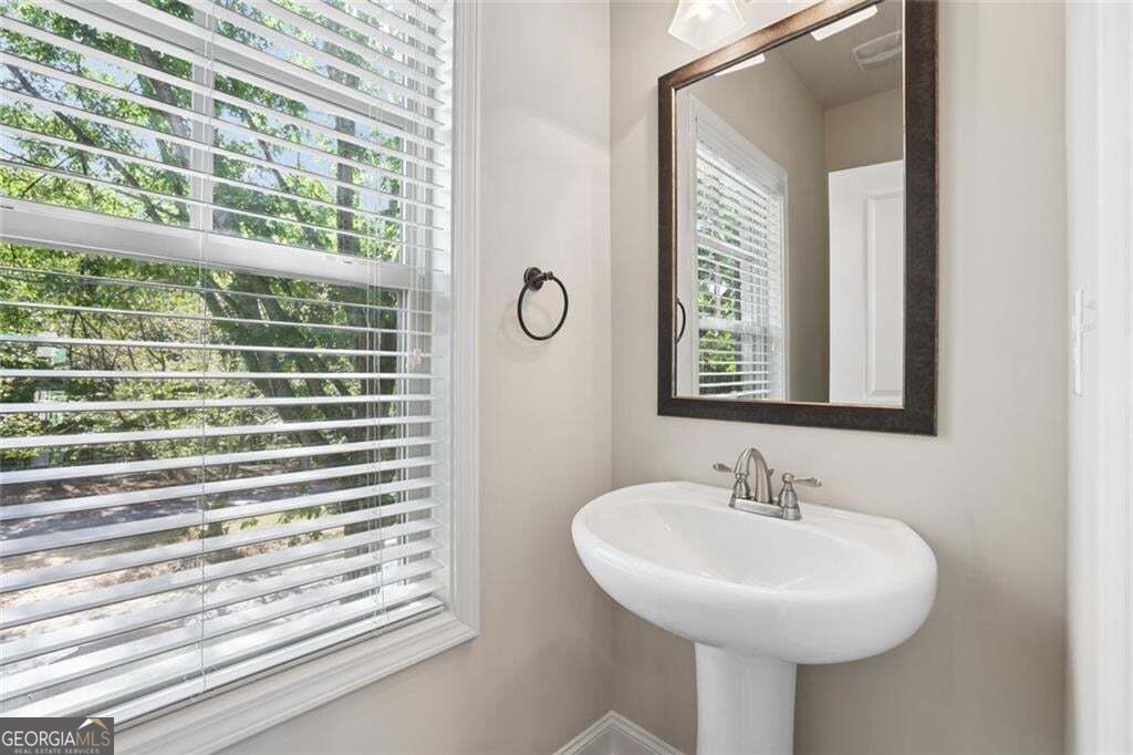 1560 Baygreen Road Property Photo 24