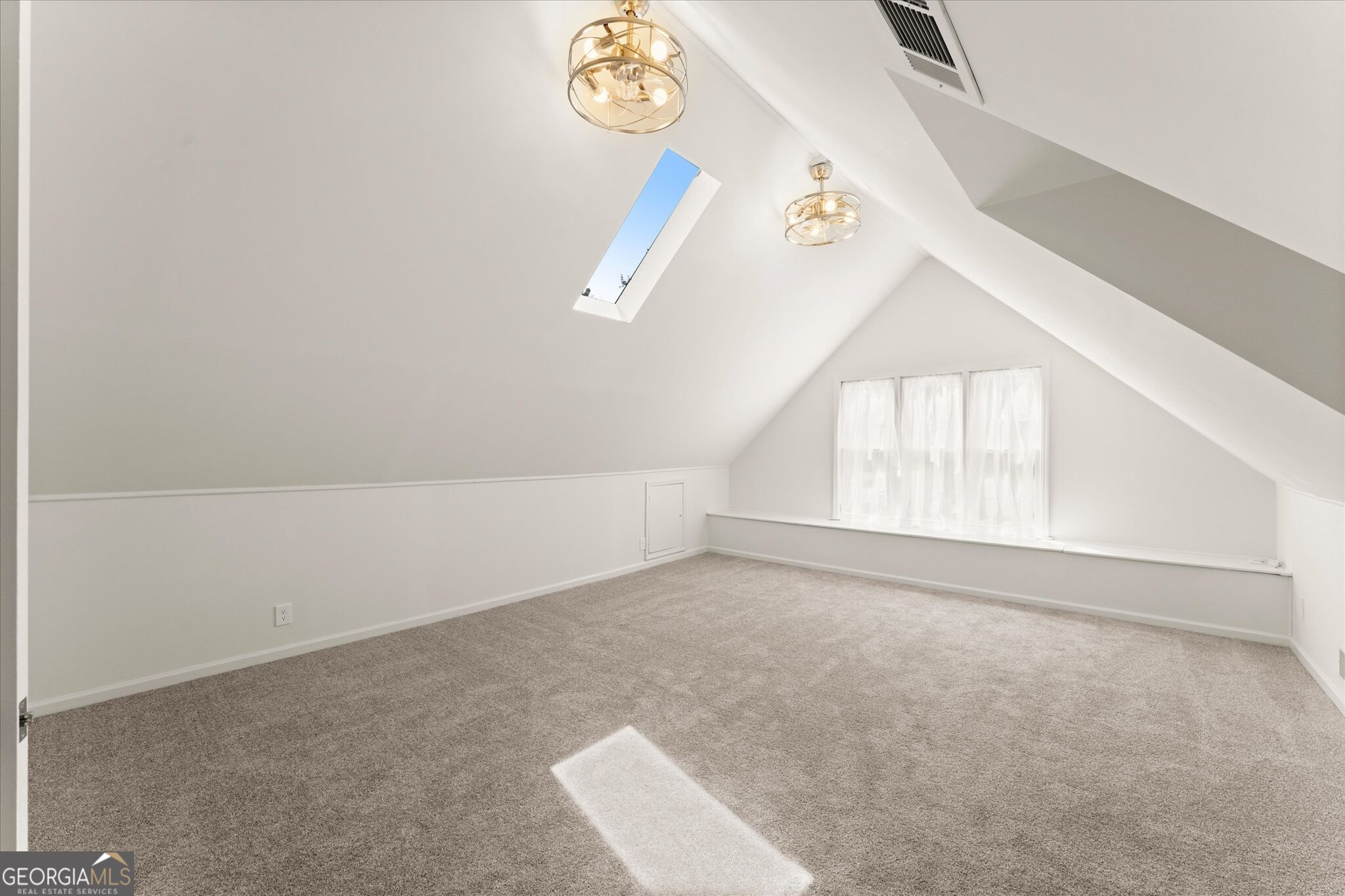 1498 Bucknell Way Property Photo 17