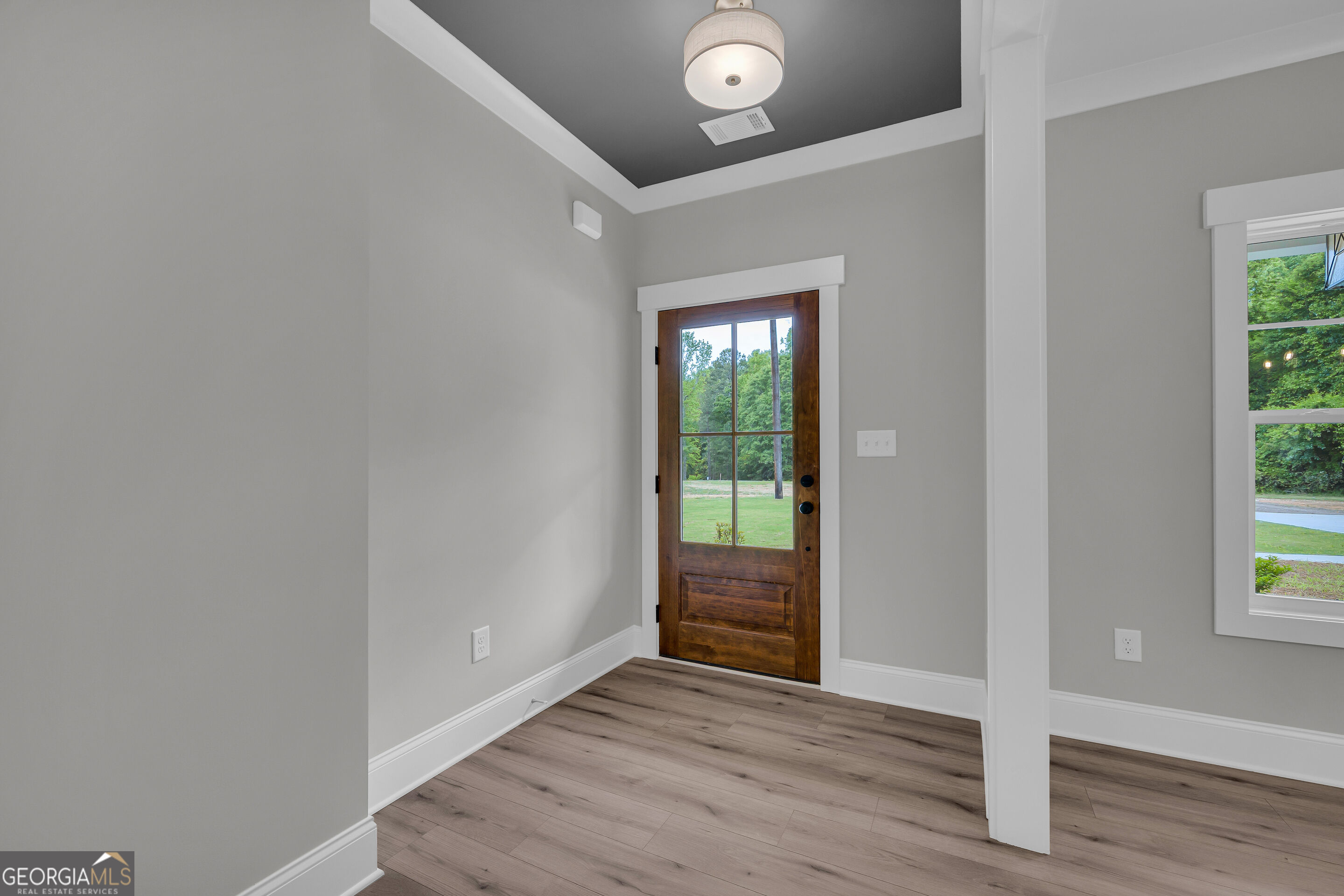 321 Ridgewood Road Property Photo 10
