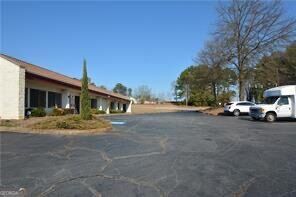 4298 Memorial Drive # D Property Photo 21