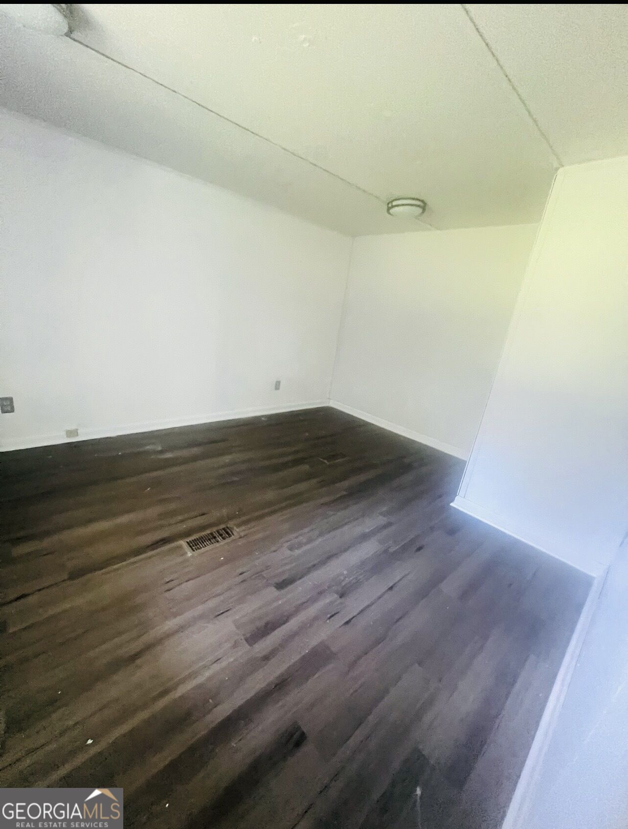 106 Kathy Lane Property Photo 12