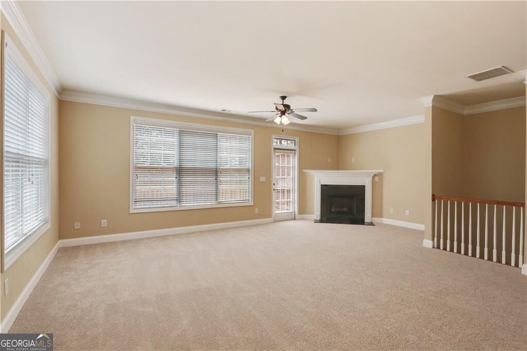 5060 Windcrest Lane Property Photo 3