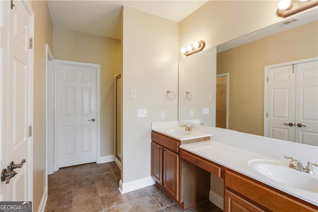 5060 Windcrest Lane Property Photo 15