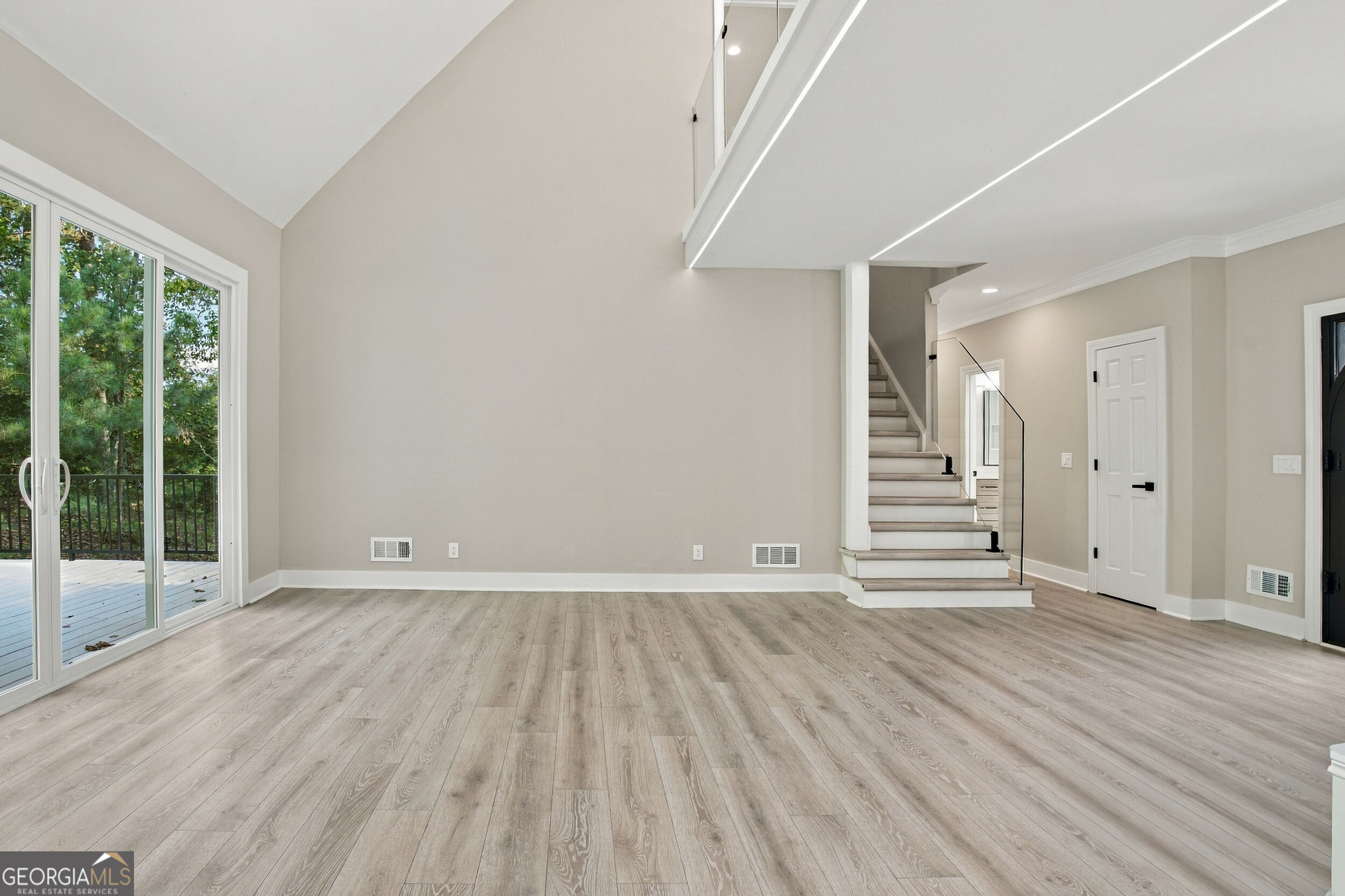 4508 Bankside Court Ne Property Photo 22