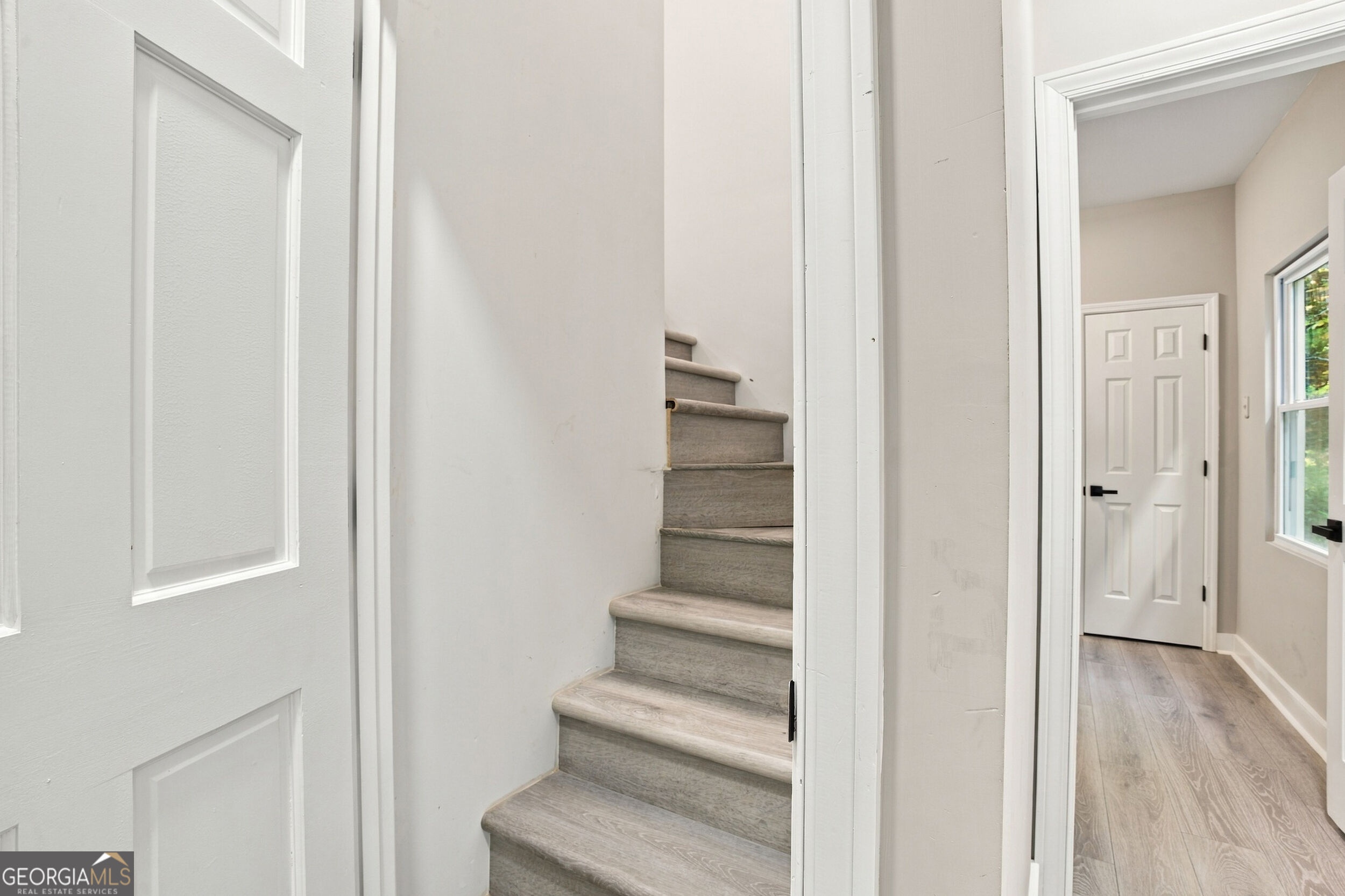 4508 Bankside Court Ne Property Photo 30