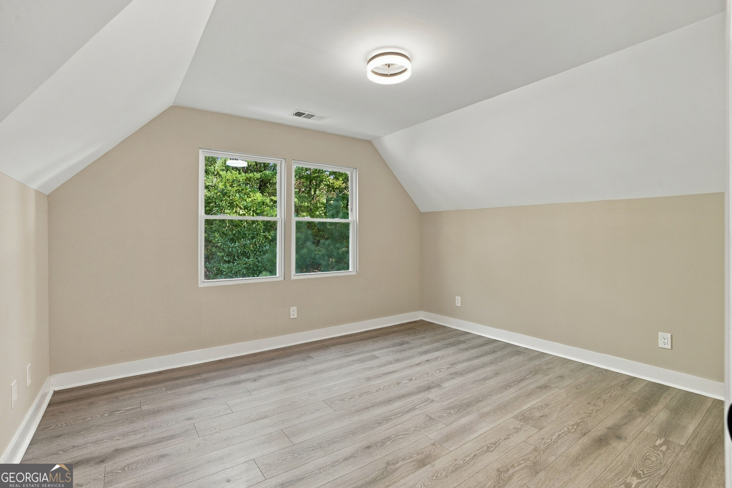 4508 Bankside Court Ne Property Photo 44