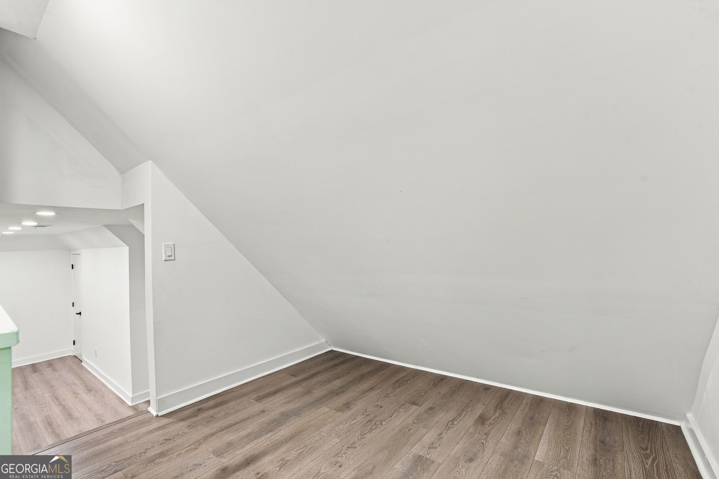 4508 Bankside Court Ne Property Photo 56