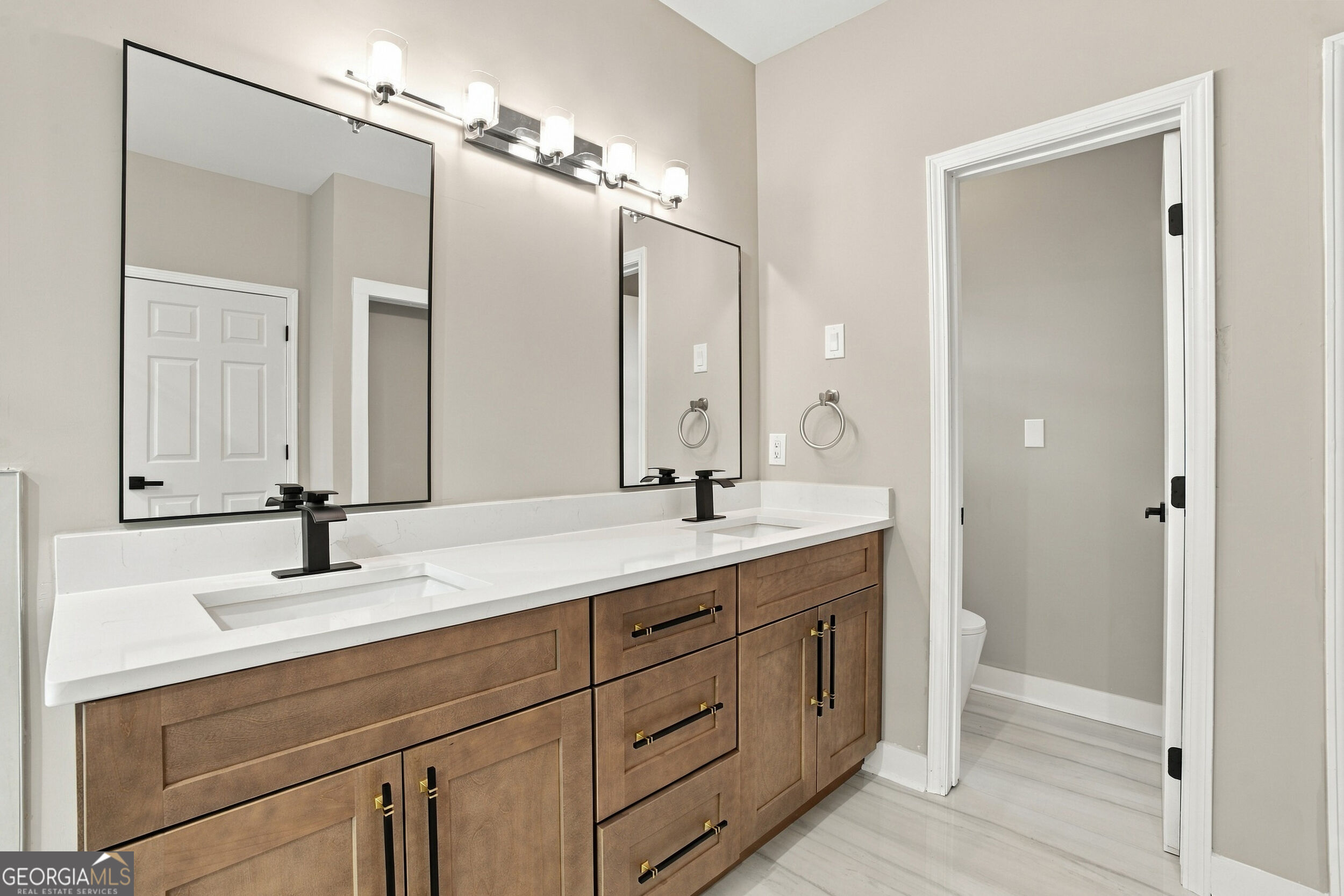 4508 Bankside Court Ne Property Photo 65