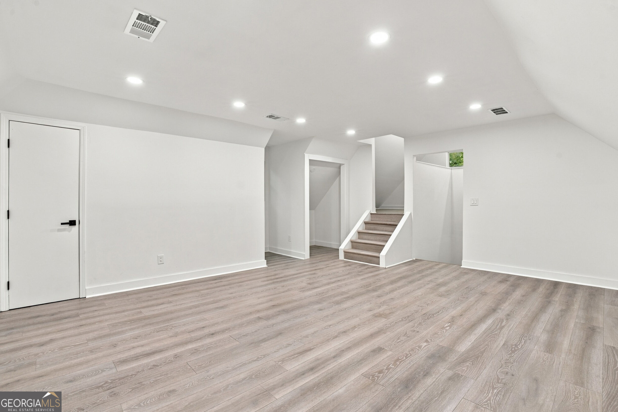 4508 Bankside Court Ne Property Photo 78
