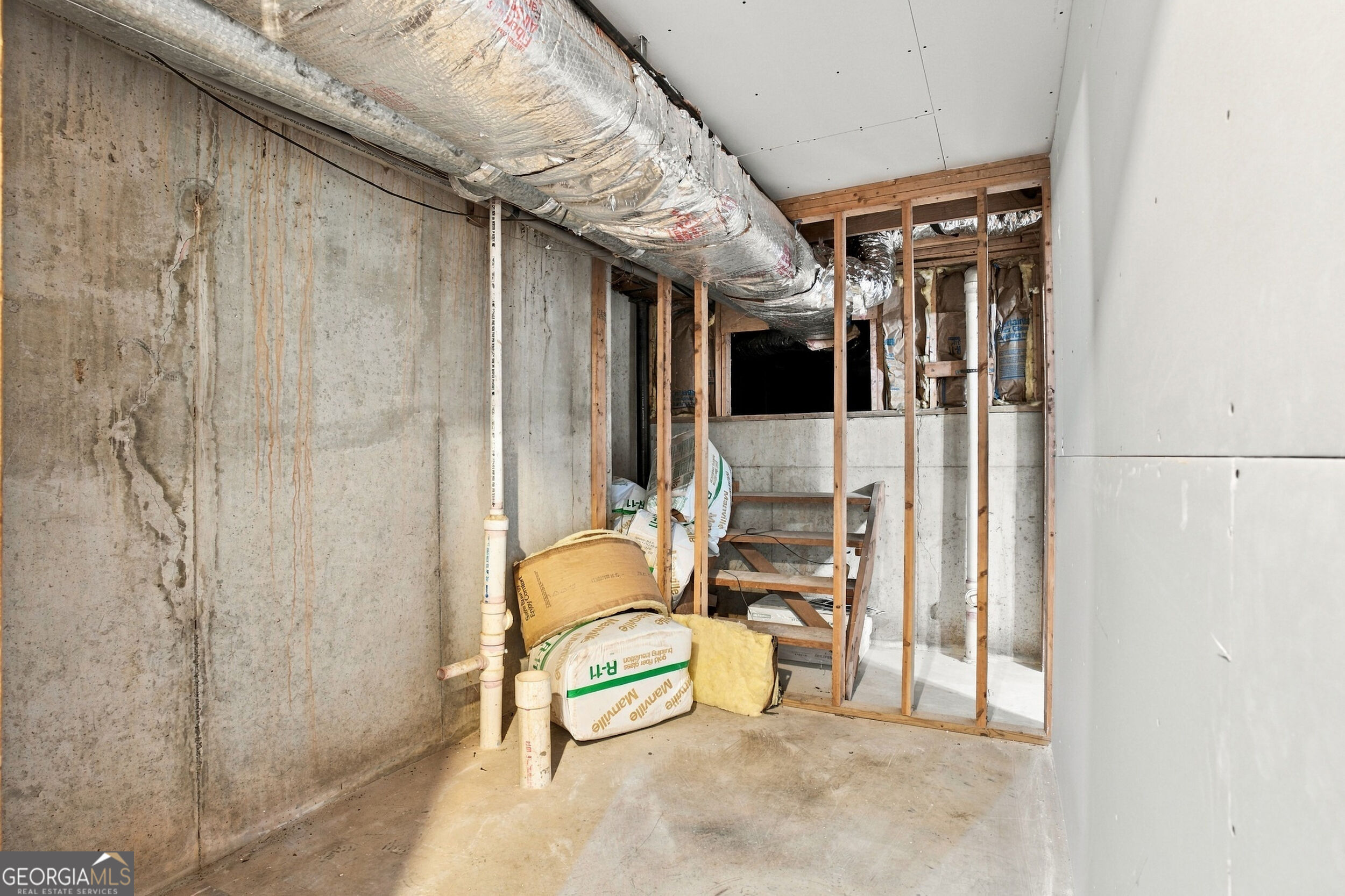 4508 Bankside Court Ne Property Photo 83