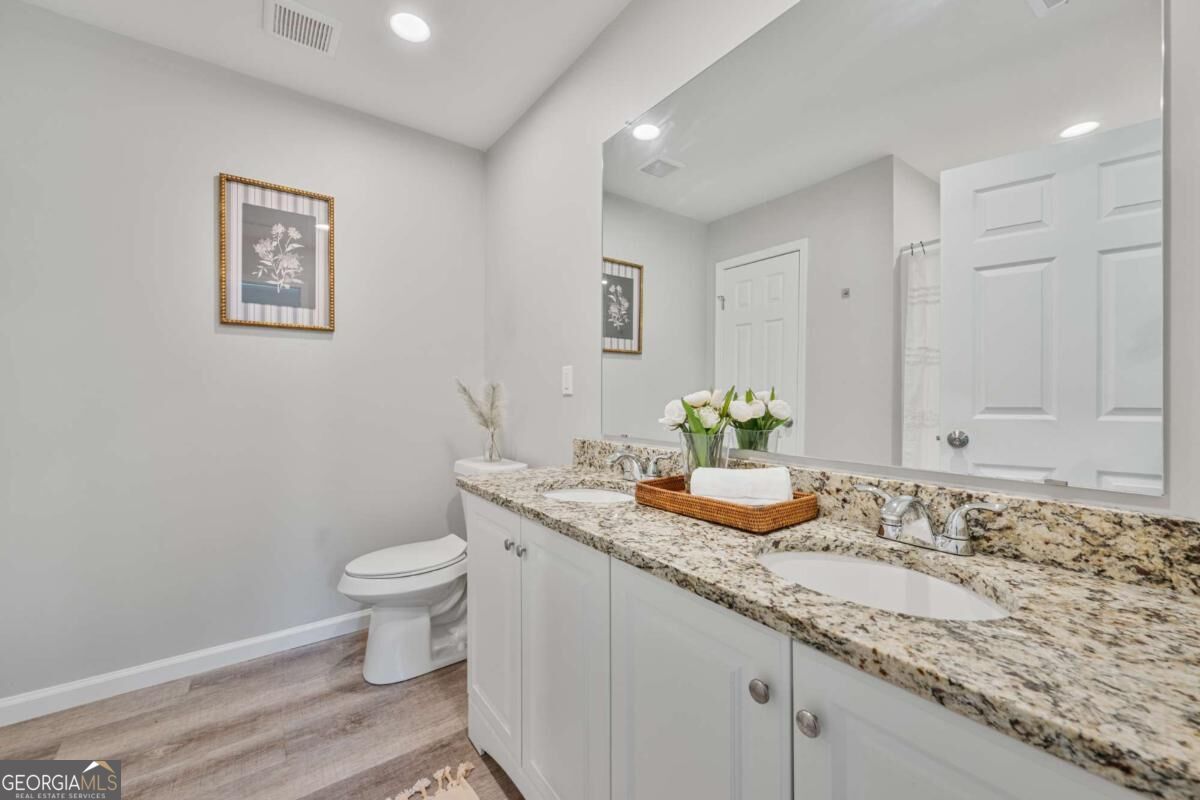 135 Tyrus Lane Property Photo 18