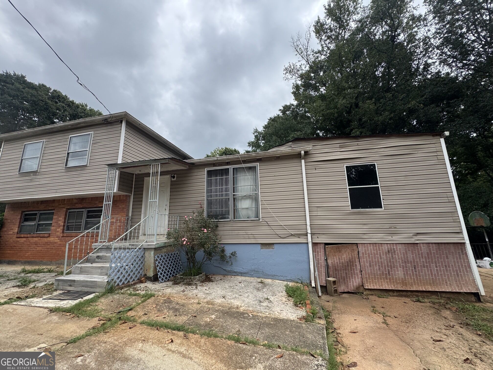 6186 Holiday Boulevard Property Photo 1