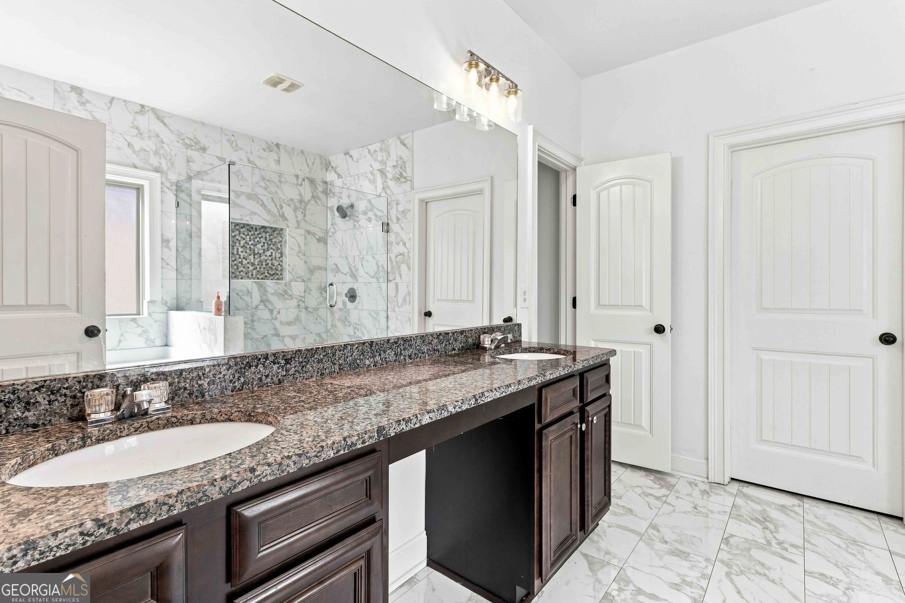 4087 Dinmont Chase Property Photo 17
