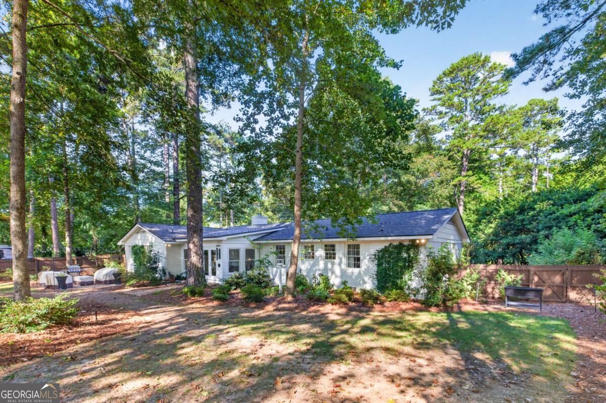 190 Gatewood Place Property Photo 3
