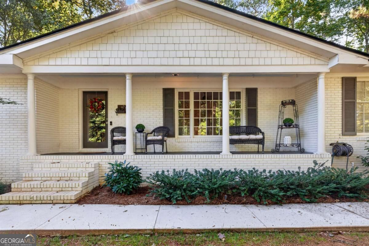 190 Gatewood Place Property Photo 7