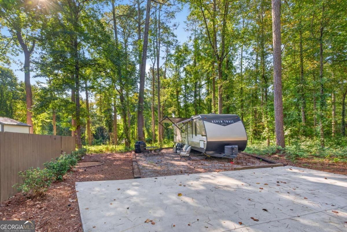 190 Gatewood Place Property Photo 12
