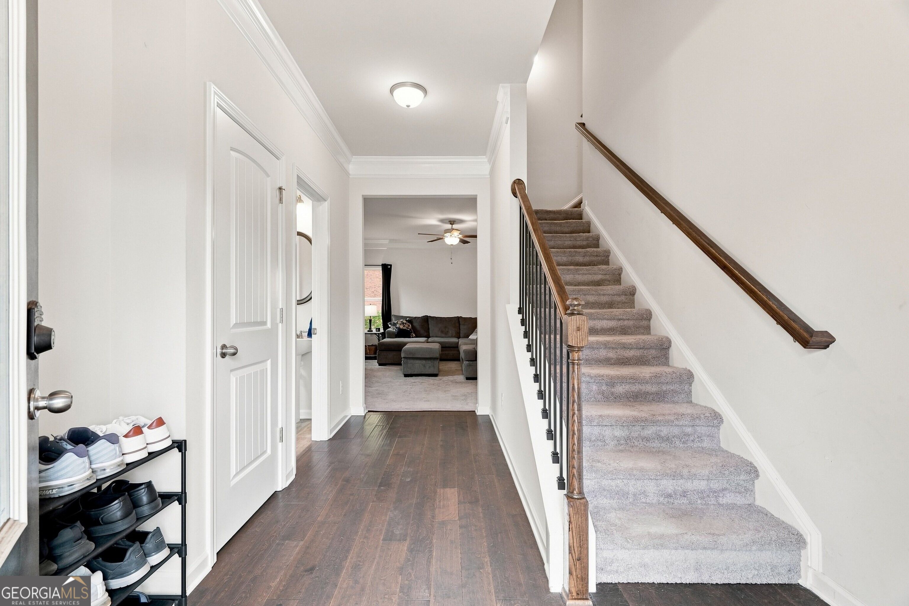 1069 Belmont Park Drive Property Photo 3