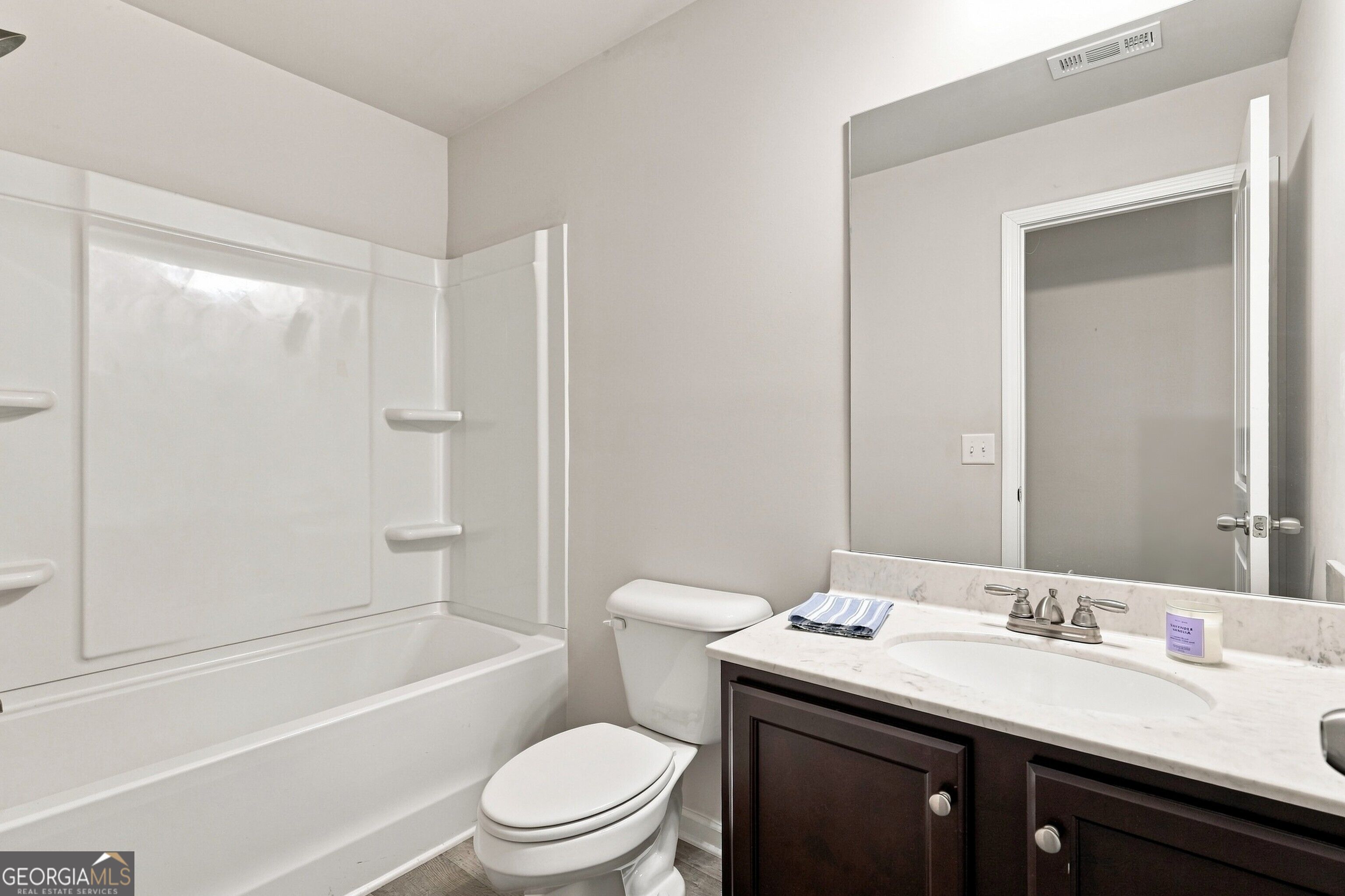 1069 Belmont Park Drive Property Photo 14