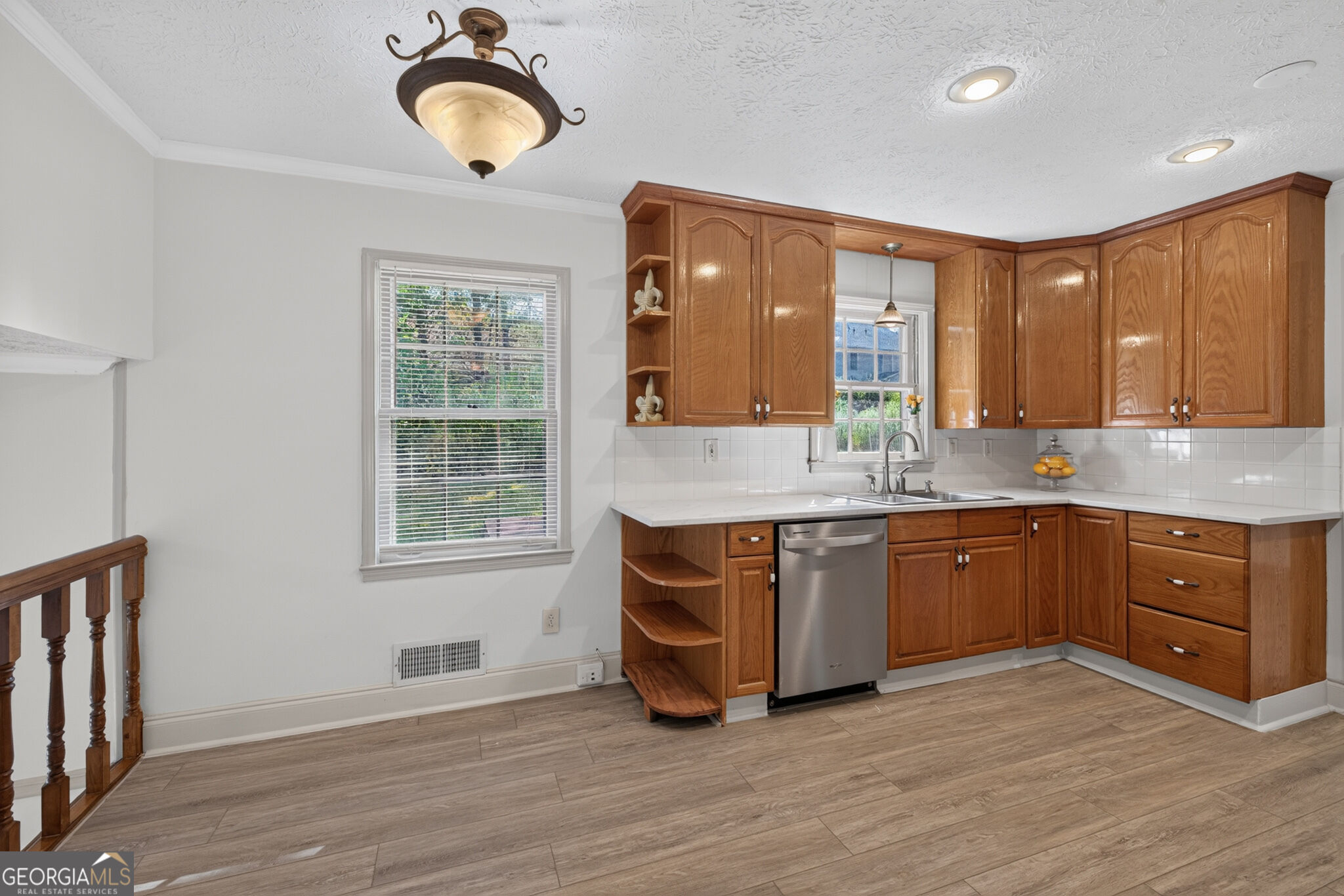 3717 Leisure Court Property Photo 8