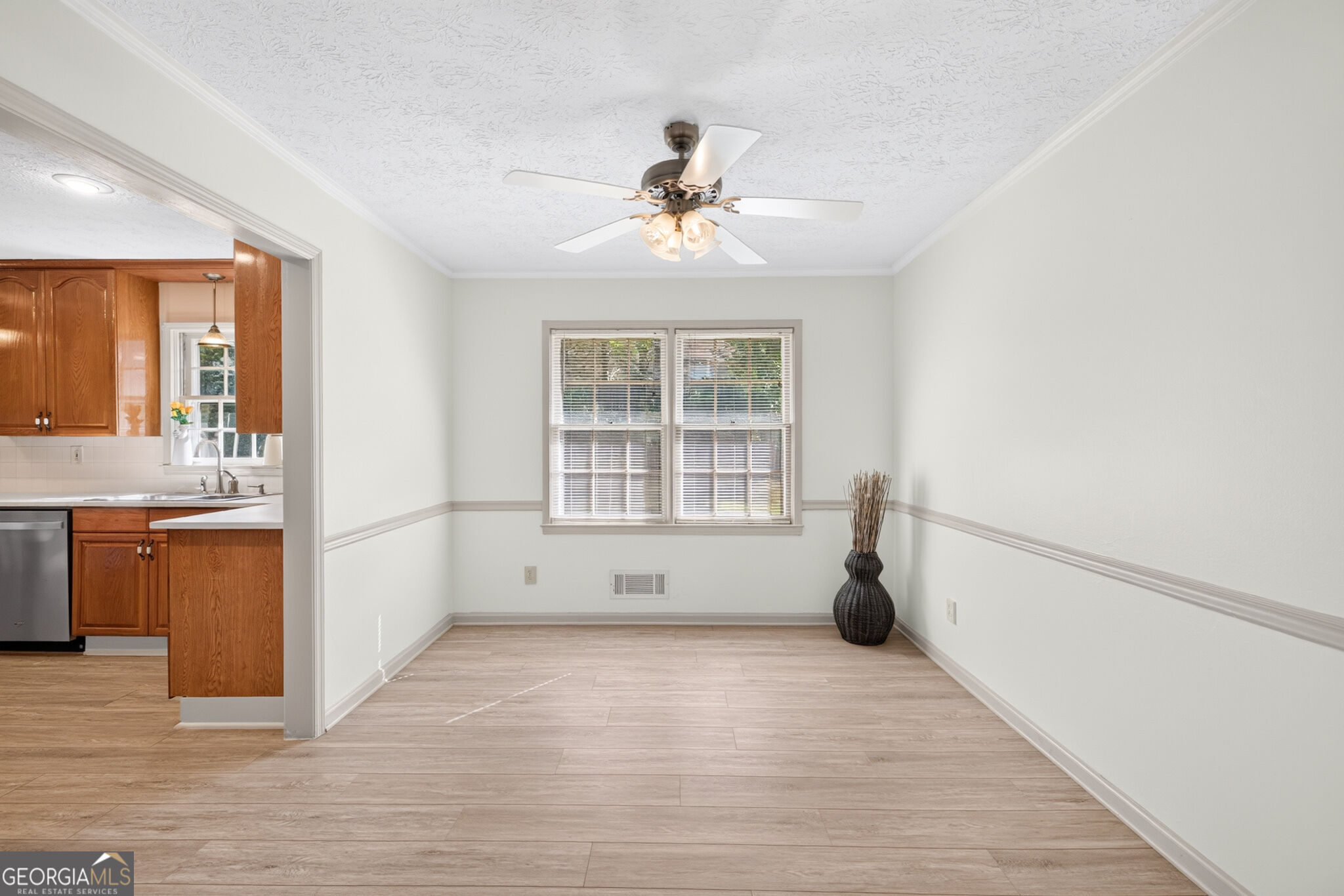 3717 Leisure Court Property Photo 12